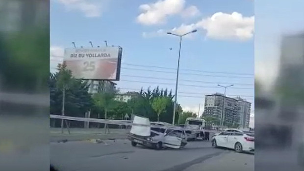 Ankara’da iki otomobil çarpıştı: 1 ölü, 2 yaralı