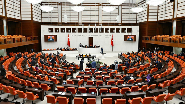 Şehit aileleri ve gazilerin haklarına yönelik düzenlemeler TBMM'de kabul edildi haber görseli