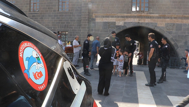 Diyarbakır'da ihbarlara 4 dakikada ulaşan 'Yunus' timleri, 7 ayda 529 silah ele geçirdi