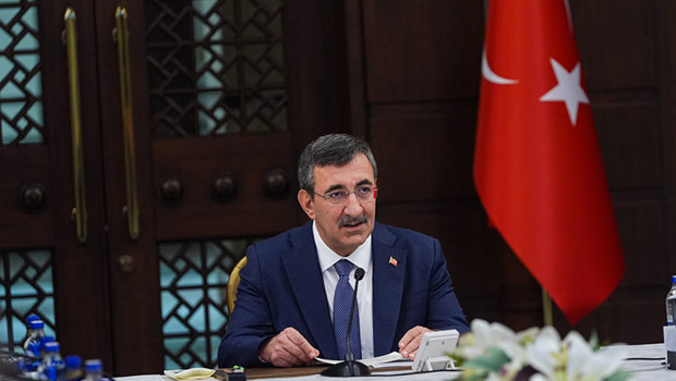 Cumhurbaşkanı Yardımcısı Yılmaz: Yasa dışı bahis tespit yöntemleri yapay zekayla güçlendirilmeli haber görseli