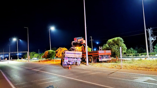İş makinesi ile motosiklet çarpıştı: 1 ölü haber görseli