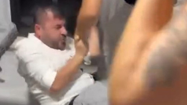 CHP'li milletvekili Ahmet Baran Yazgan hakkında 'taciz' ve 'darp' iddiası: Genel Merkez'e çağrıldı haber görseli