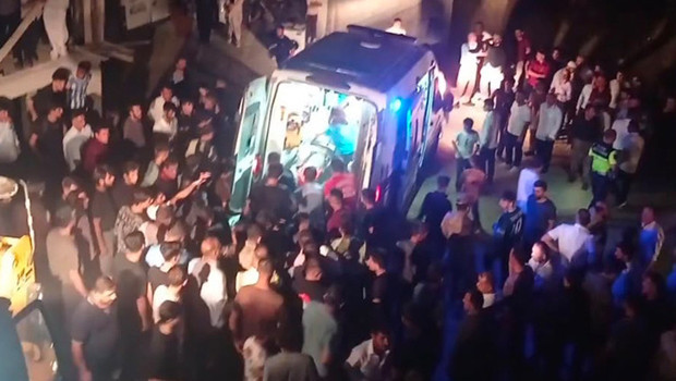 Uzman çavuşun feci ölümü: Evine girmek için itfaiyeden yardım istemişti haber görseli