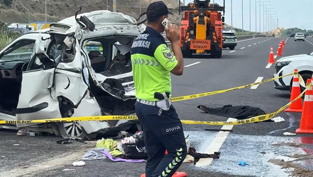 İstanbul'daki feci kazada ölen çocuklar kardeş çıktı! Kamyonet sürücüsü olayın nasıl olduğunu böyle anlattı haber görseli