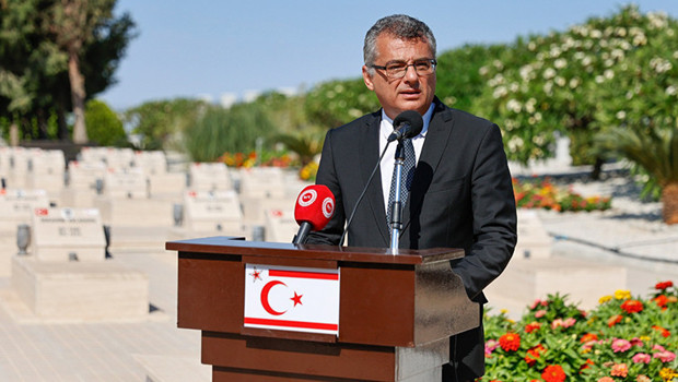 KKTC Cumhurbaşkanı Erhürman'dan Avrupa Parlamentosu'na sert tepki: Kıbrıslı Türk kayıplar yok sayıldı haber görseli