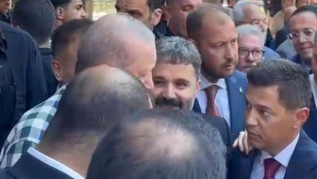 Cumhurbaşkanı Erdoğan'dan Marmaris Belediye Başkanı'na: Kapımız açık, eğer gelmek istiyorsan