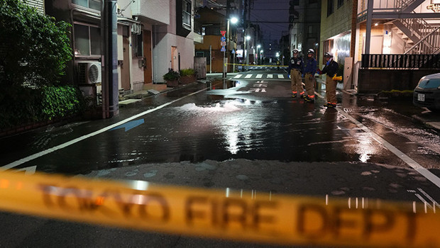 Japonya'daki 5.8'lik depremde 20'den fazla kişi yaralandı haber görseli