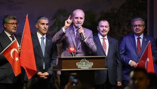 Numan Kurtulmuş, zafer kutlamaları için Afyonkarahisar'da