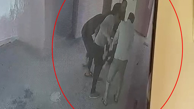 Mardin'de okul müdüründen hayat kurtaran müdahale: Nefes borusuna şeker kaçan çocuğu kurtardı