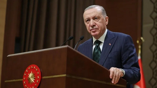 Cumhurbaşkanı Erdoğan'dan yoğun telefon diplomasisi: Üç ülke lideriyle ikili ve bölgesel konuları görüştü haber görseli