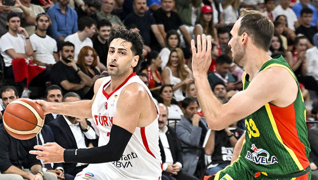 12 Dev Adam'dan muhteşem start! haber görseli