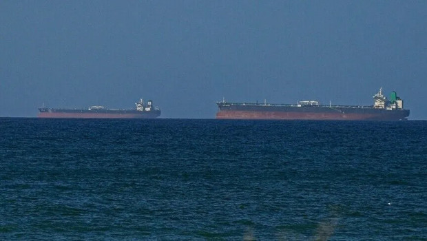 Hürmüz Boğazı’ndan çıkış yapan tankere saldırı haber görseli