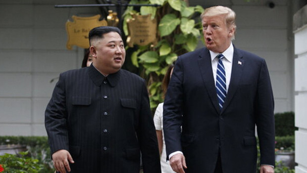 ABD Başkanı Trump ile Kuzey Kore lideri Kim'in görüşeceği iddiası haber görseli
