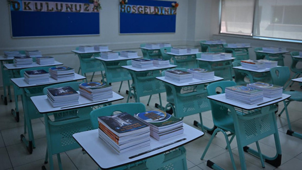 MEB'in 283 milyon ücretsiz ders kitabı sıralardaki yerini aldı