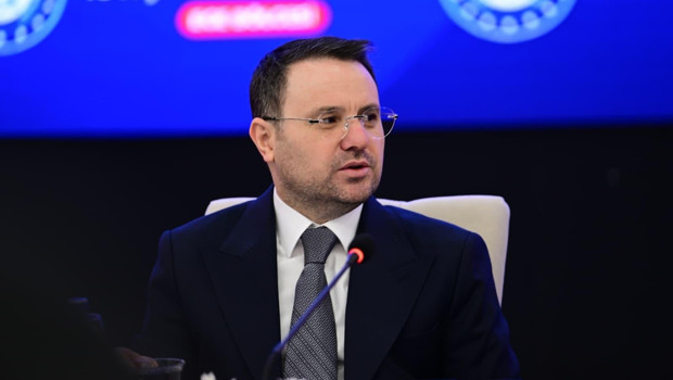 Bakan Gürlek duyurdu! Yeni nesil suç örgütlerine operasyon: Çok sayıda gözaltı var