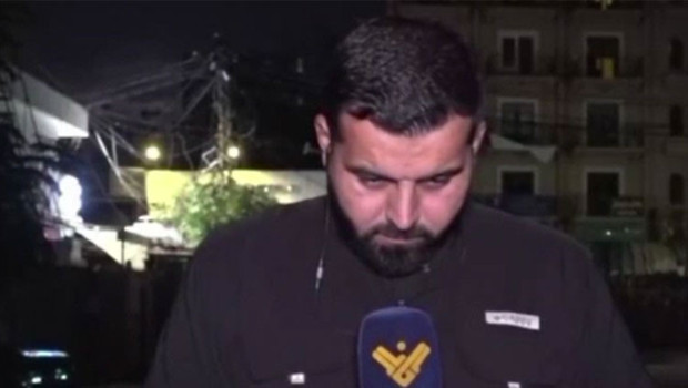 Canlı yayında dehşet! İsrail saldırısının hedefi Lübnanlı muhabir oldu haber görseli