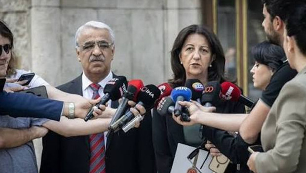 DEM Parti İmralı Heyeti üyeleri İmralı'dan ayrıldı haber görseli