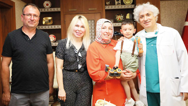 ‘Mucize bebek’ okula başladı