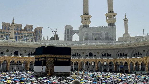 Mekke için saldırı alarmı! Suudi Arabistan ve Husilerden peş peşe açıklamalar haber görseli