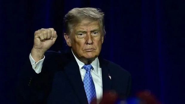 ABD Başkanı Trump, Rusya'ya yönelik yaptırımlar içeren tasarıyı imzaladı haber görseli