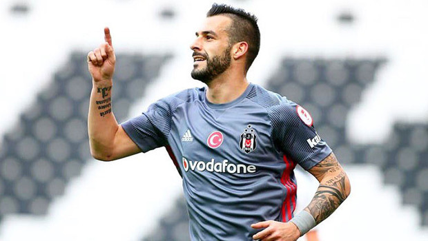 Alvaro Negredo'dan Beşiktaş itirafı: 'Gözüm kapalı giderim!' haber görseli