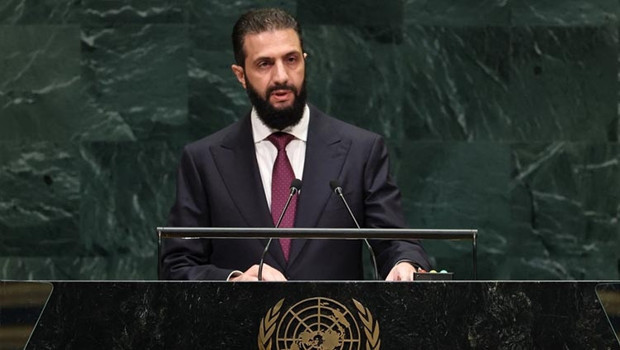 Suriye Cumhurbaşkanı Ahmed Şara'dan İsrail'e Çekilme Çağrısı