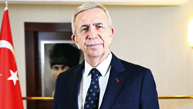 Ankara Büyükşehir Belediye Başkanı Mansur Yavaş CHP'den istifa etti