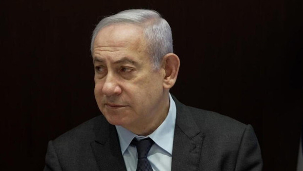 Netanyahu son seçim anketlinde muhalefet adayının gerisine düştü: Fark açılıyor haber görseli