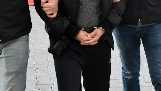 İstanbul'da terör örgütleri DEAŞ ve El Kaide'ye yönelik operasyonda 11 zanlı yakalandı