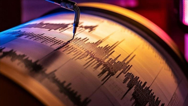 ... Şanlıurfa'da 5.4 büyüklüğünde deprem oldu! Eğitime ara verildi