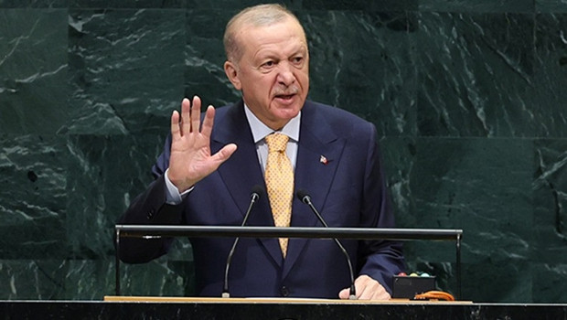 Cumhurbaşkanı Erdoğan'dan fon soruşturması mesajı: Türkiye ekonomisine yönelik bir risk söz konusu değil haber görseli