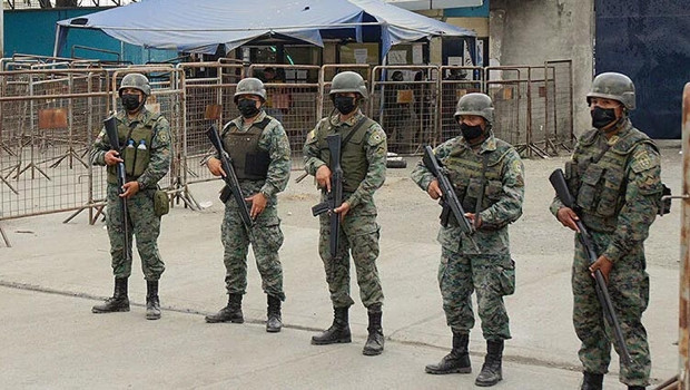 Ekvador'da ABD destekli operasyon: 30'dan fazla kişiye gözaltı