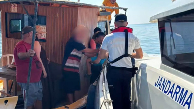 81 ilde düzensiz göç denetimi: 19 göçmen kaçakçılığı organizatörü, 230 düzensiz göçmen yakalandı