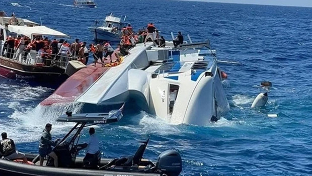 Girne açıklarındaki gemi faciasında 2 naaşa daha ulaşıldı