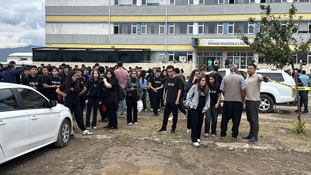 Yeğeni tarafından vurulan öğretmen hayatını kaybetti