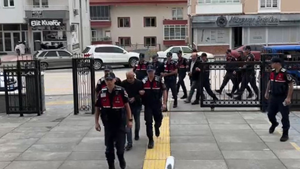 Ankara'da defineciler suçüstü yakalandı: 4 gözaltı