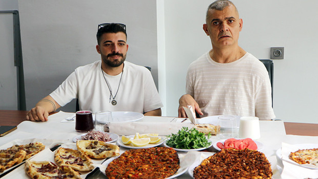 Yanlış iğne hayatını değiştirdi ama o pes etmedi: Annesinin lahmacunlarını Türkiye'ye tattırmak istiyor