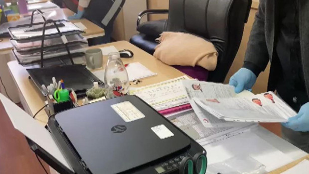 Gaziantep merkezli resmi evrakta sahtecilik operasyonunda 8 kişi gözaltına alındı