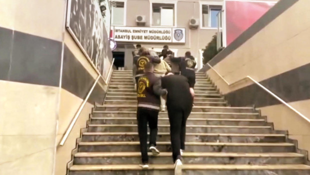 Sosyal medya fenomenlerine 10 ilde operasyon