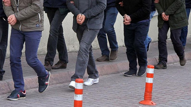 FETÖ’nün emniyet mahrem yapılanmasına yönelik operasyonda 14 tutuklama