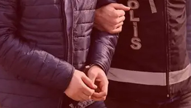 Borsada kazanma vaadiyle dolandırıcılığa 5 tutuklama