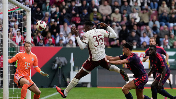 Augsburg, Bayern Münih karşısında 5. saniyede gol buldu