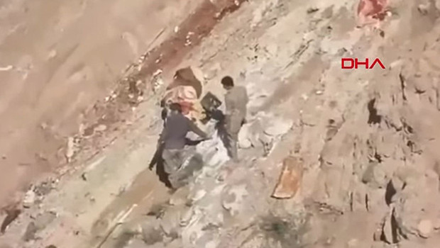 Terör örgütü PKK Metina’da 4 kampı boşalttı