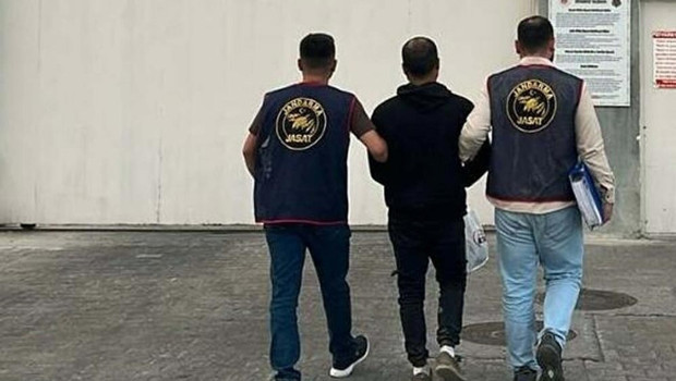 Manisa’da 78 yıl 11 ay hapis cezasıyla aranan hükümlü yakalandı
