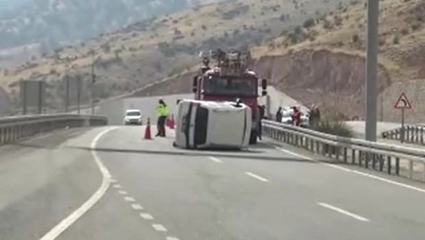 Batman’da mucize kurtuluş: Takla atan otomobilden burnu bile kanamadan çıktı