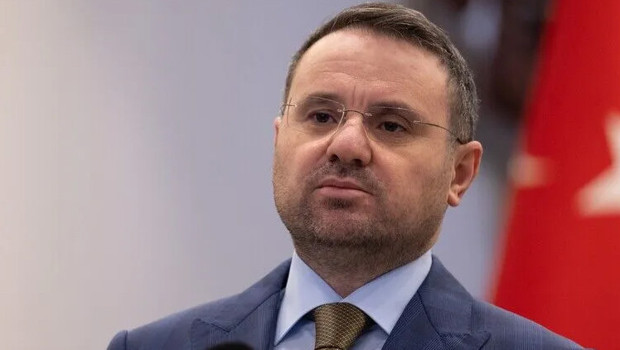 Bakan Akın Gürlek duyurdu: 39 ilde yatırım dolandırıcılığı şebekesine darbe, 159 gözaltı haber görseli