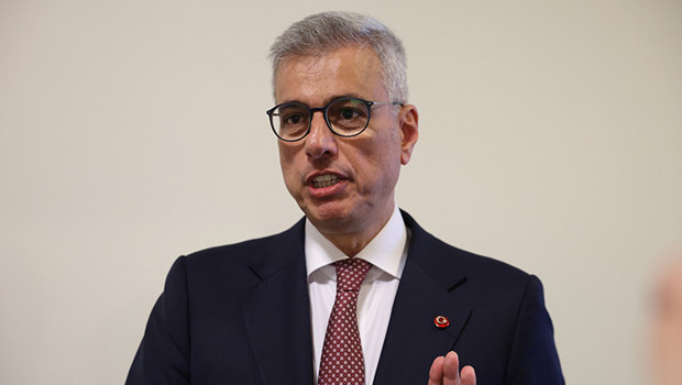 Sigaraya başlama yaşı düştü! Gençlere yönelik yeni önlem sinyali
