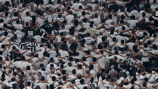 Trabzonspor ile Beşiktaş arasındaki deplasman yasağı sona erdi