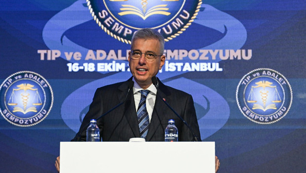 Bakan Memişoğlu: Hasta ve çalışan haklarını tek çatı altında birleştireceğiz haber görseli