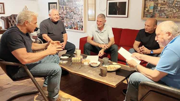 Netanyahu'nun seçim kaybı Filistinliler için işgal sonu anlamına gelmiyor